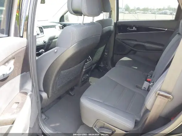 5XYPGDA3XGG044182 2016 KIA SORENTO - Image 8