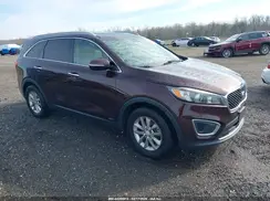 5XYPGDA3XGG048300 2016 KIA SORENTO