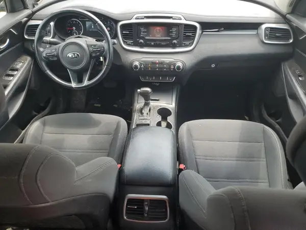 5XYPGDA3XGG053237 2016 KIA SORENTO - Image 8