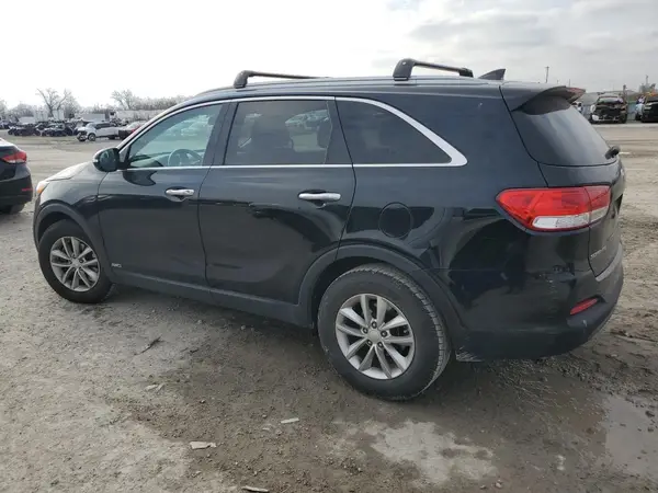 5XYPGDA3XGG057840 2016 KIA SORENTO - Image 2