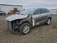 5XYPGDA3XGG058387 2016 KIA SORENTO