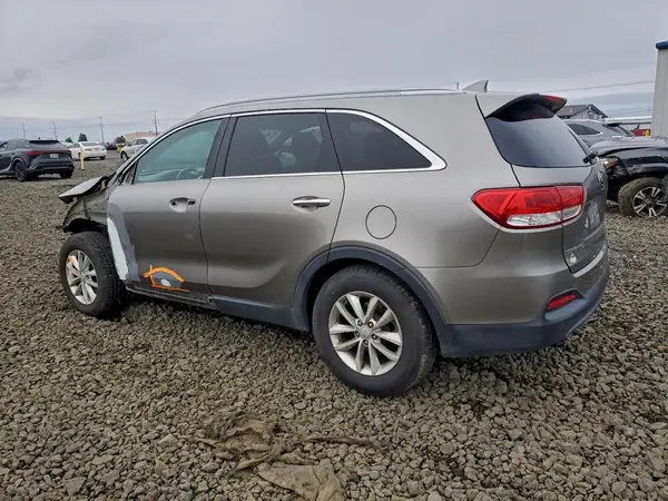 5XYPGDA3XGG058387 2016 KIA SORENTO - Image 2