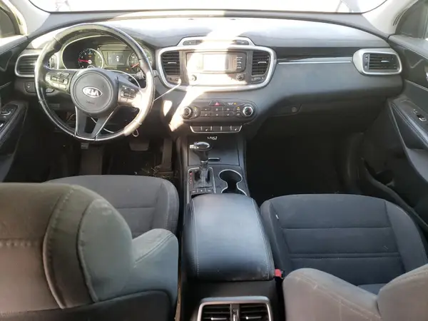 5XYPGDA3XGG062603 2016 KIA SORENTO - Image 8