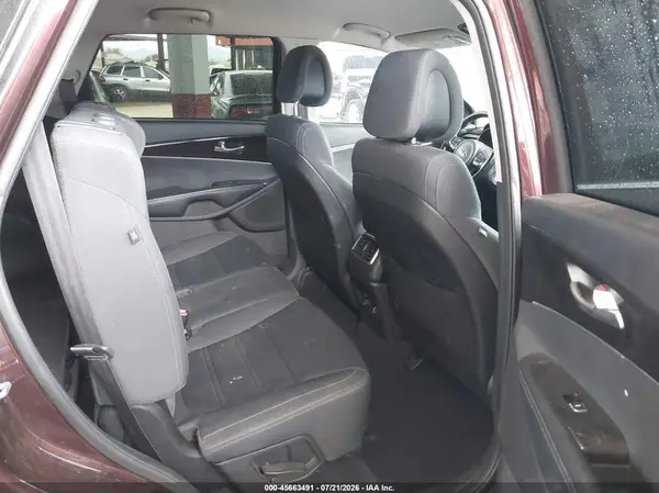 5XYPGDA3XGG065307 2016 KIA SORENTO - Image 8