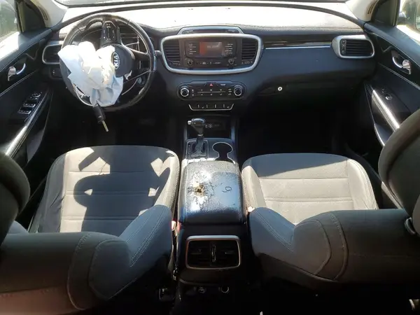 5XYPGDA3XGG073875 2016 KIA SORENTO - Image 8