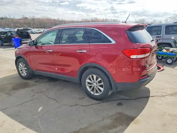 5XYPGDA3XGG078249 2016 KIA SORENTO - Image 2