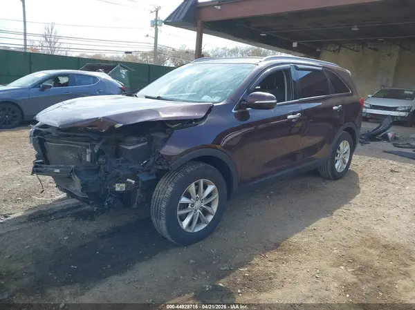 5XYPGDA3XGG078803 2016 KIA SORENTO - Image 2