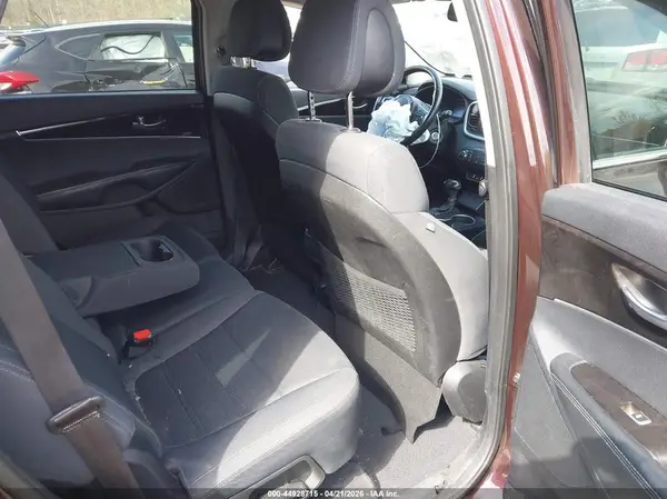 5XYPGDA3XGG078803 2016 KIA SORENTO - Image 8