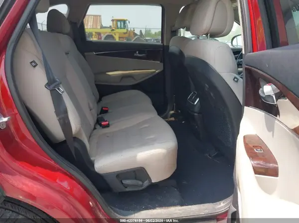 5XYPGDA3XGG087064 2016 KIA SORENTO - Image 8