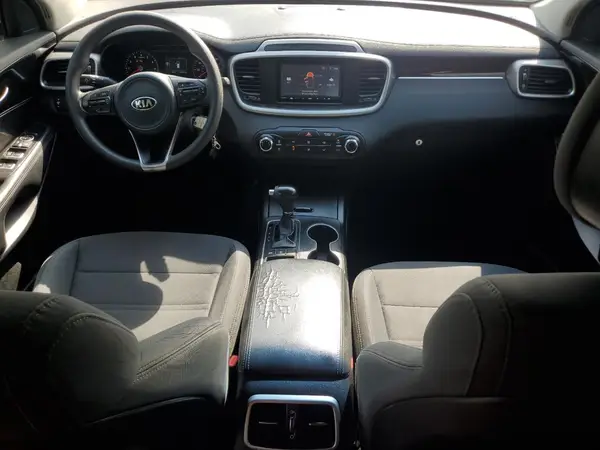 5XYPGDA3XGG105501 2016 KIA SORENTO - Image 8