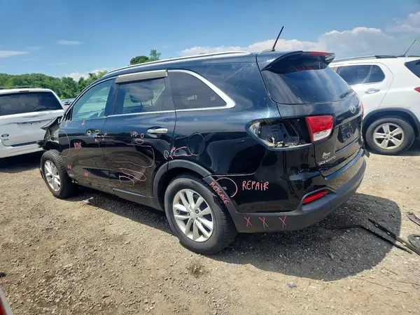 5XYPGDA3XGG110522 2016 KIA SORENTO - Image 2