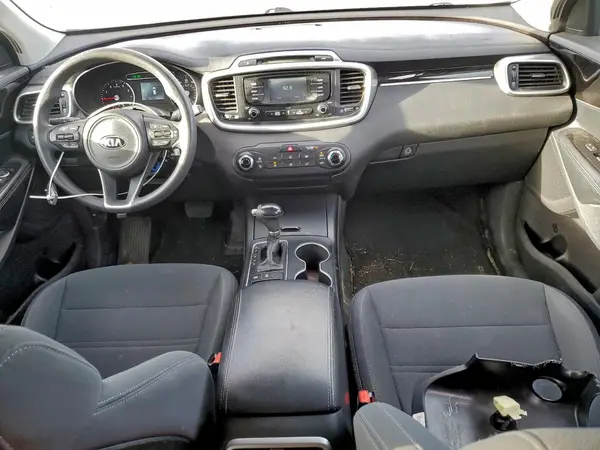 5XYPGDA3XGG110648 2016 KIA SORENTO - Image 8