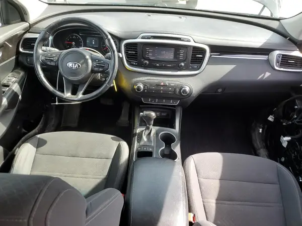 5XYPGDA3XGG136912 2016 KIA SORENTO - Image 8