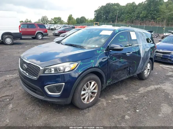 5XYPGDA3XGG137333 2016 KIA SORENTO - Image 2