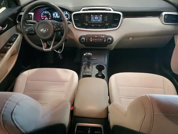 5XYPGDA3XHG213411 2017 KIA SORENTO - Image 8