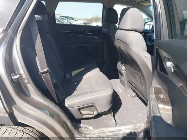 5XYPGDA3XHG244089 2017 KIA SORENTO - Image 8