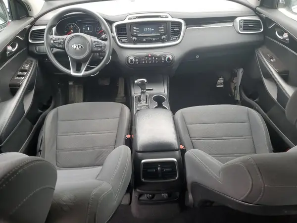 5XYPGDA3XHG254413 2017 KIA SORENTO - Image 8