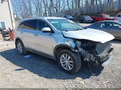 5XYPGDA3XHG259918 2017 KIA SORENTO