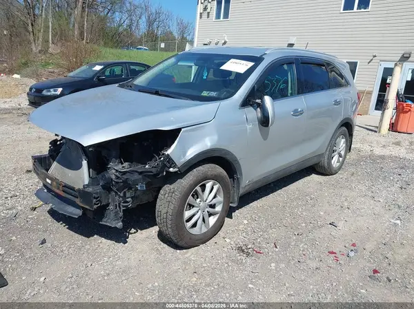 5XYPGDA3XHG259918 2017 KIA SORENTO - Image 2