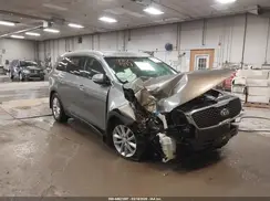 5XYPGDA3XHG264553 2017 KIA SORENTO