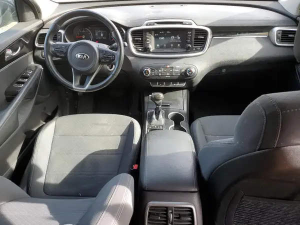 5XYPGDA3XHG268778 2017 KIA SORENTO - Image 8