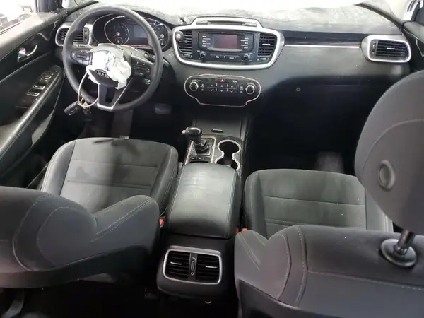 5XYPGDA3XHG305036 2017 KIA SORENTO - Image 8