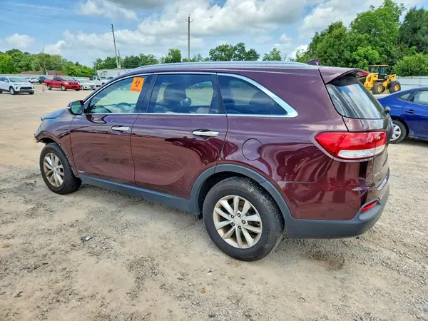 5XYPGDA3XHG324802 2017 KIA SORENTO - Image 2