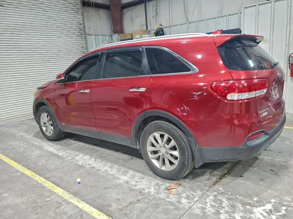 5XYPGDA3XHG327876 2017 KIA SORENTO - Image 2