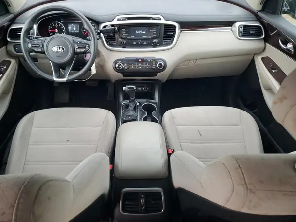 5XYPGDA3XHG332978 2017 KIA SORENTO - Image 8
