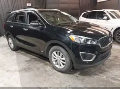 5XYPGDA3XJG348717 2018 KIA SORENTO