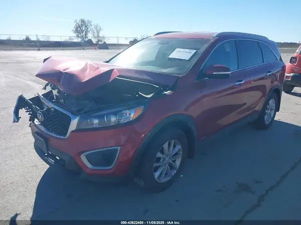 5XYPGDA3XJG366795 2018 KIA SORENTO - Image 2