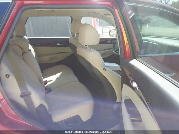 5XYPGDA3XJG367865 2018 KIA SORENTO - Image 8