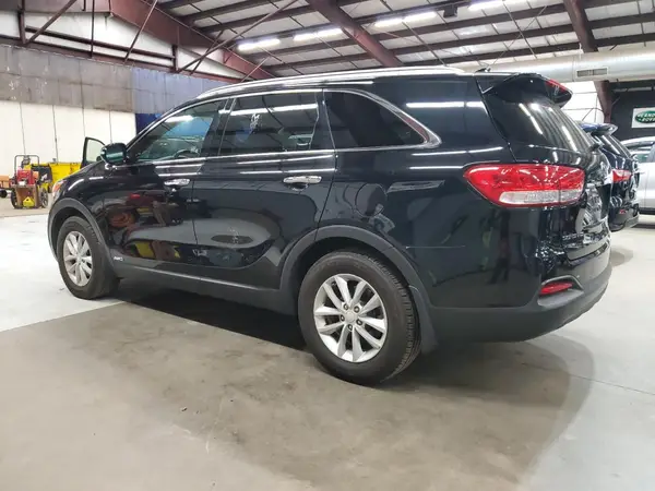 5XYPGDA3XJG368787 2018 KIA SORENTO - Image 2