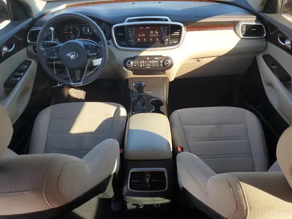 5XYPGDA3XJG387632 2018 KIA SORENTO - Image 8