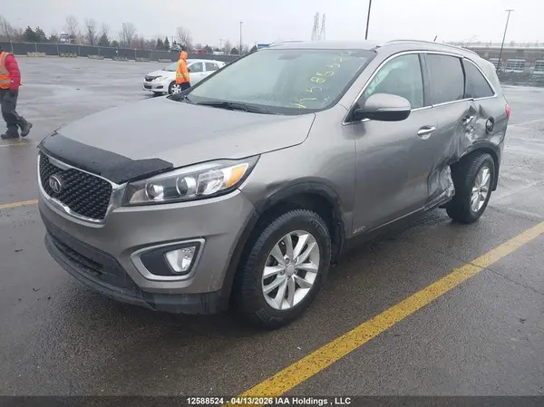 5XYPGDA3XJG389963 2018 KIA SORENTO - Image 2
