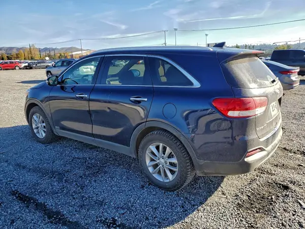5XYPGDA3XJG397948 2018 KIA SORENTO - Image 2