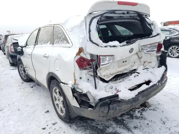 5XYPGDA3XJG400752 2018 KIA SORENTO - Image 2