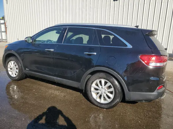 5XYPGDA3XJG406146 2018 KIA SORENTO - Image 2