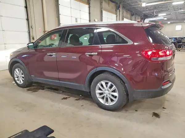 5XYPGDA3XJG414439 2018 KIA SORENTO - Image 2
