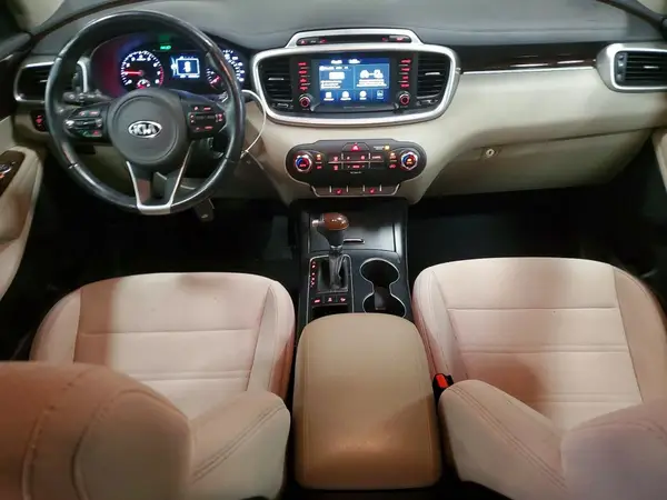 5XYPGDA3XJG414439 2018 KIA SORENTO - Image 8