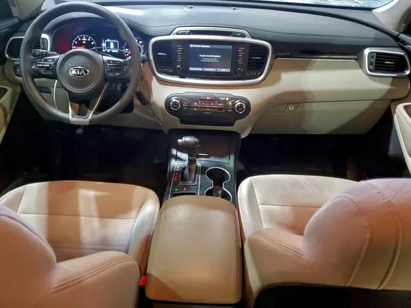 5XYPGDA3XJG424923 2018 KIA SORENTO - Image 8