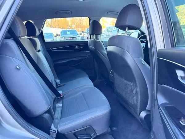 5XYPGDA3XJG426347 2018 KIA SORENTO - Image 8