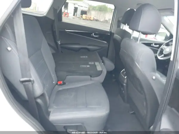 5XYPGDA3XJG429121 2018 KIA SORENTO - Image 8