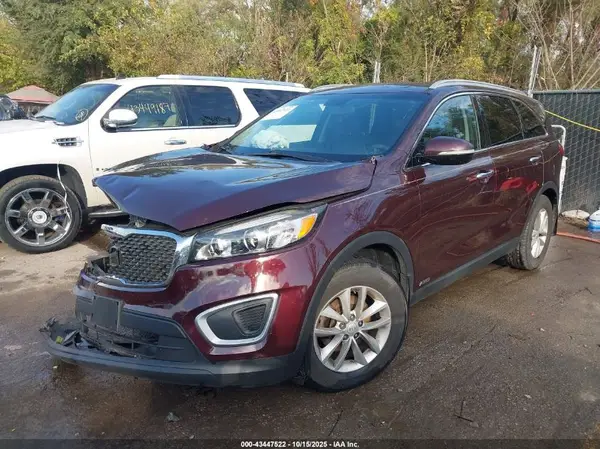 5XYPGDA3XJG431550 2018 KIA SORENTO - Image 2