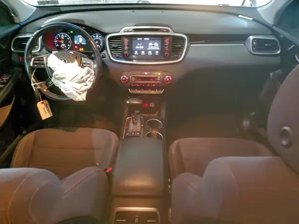 5XYPGDA3XKG436698 2019 KIA SORENTO - Image 8