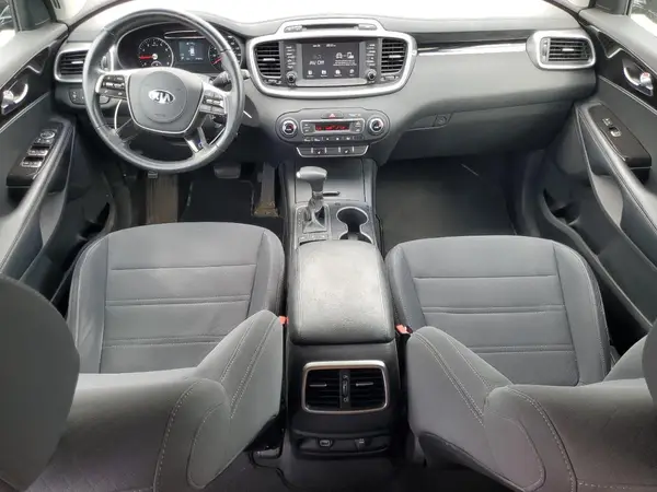 5XYPGDA3XKG439861 2019 KIA SORENTO - Image 8