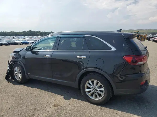 5XYPGDA3XKG443523 2019 KIA SORENTO - Image 2