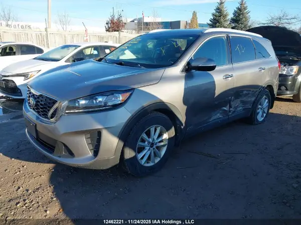 5XYPGDA3XKG454635 2019 KIA SORENTO - Image 2