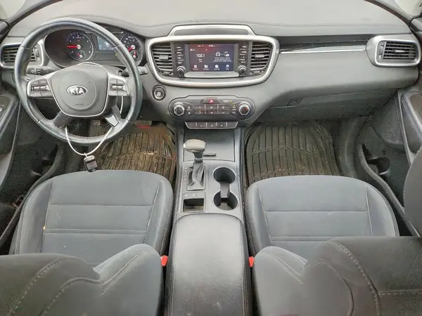 5XYPGDA3XKG456286 2019 KIA SORENTO - Image 8