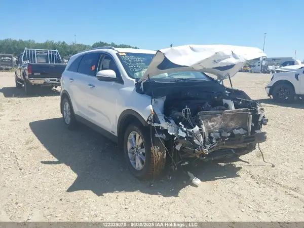5XYPGDA3XKG457048 2019 KIA SORENTO - Image 1